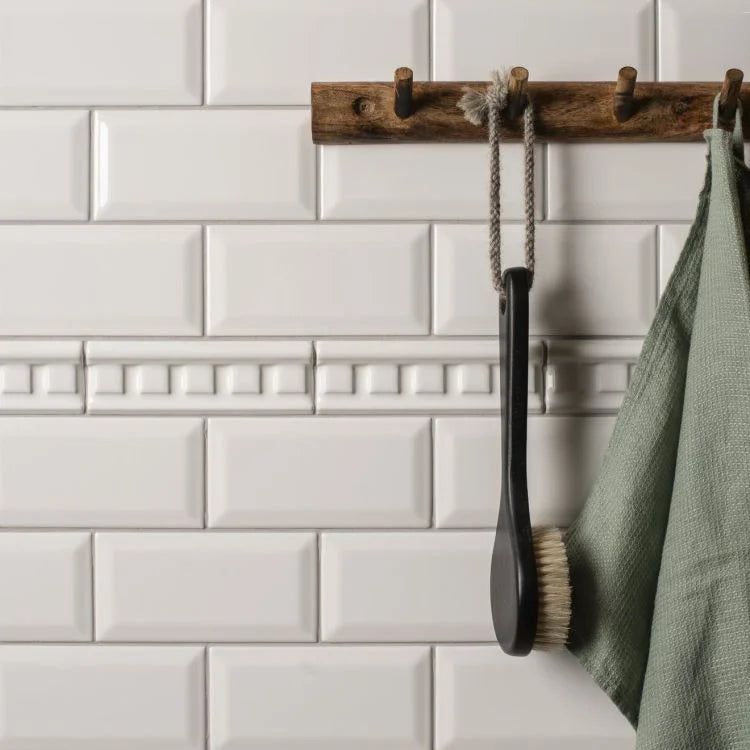 Original Style - Brilliant White Dentil Moulding, 15.2 x 5cm (IM-0002078)