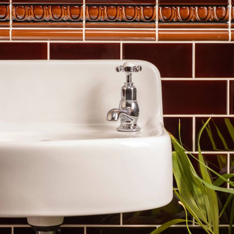 Original Style - Teapot Brown Sigma Moulding, 15.2 x 2.6cm (IM-0030143)