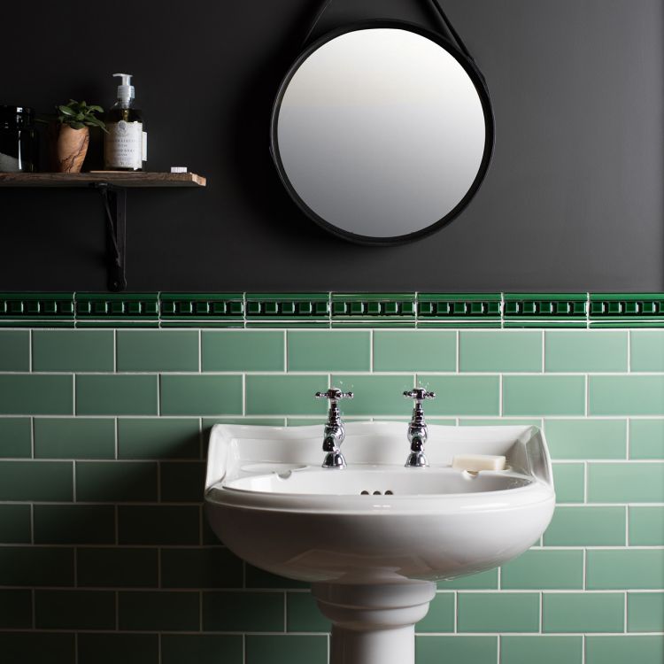 Original Style - Victorian Green Dentil Moulding, 15.2 x 5cm (IM-0000470)